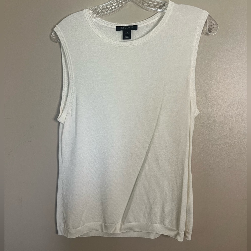 St. John M Knit Sweater Tank White EUC